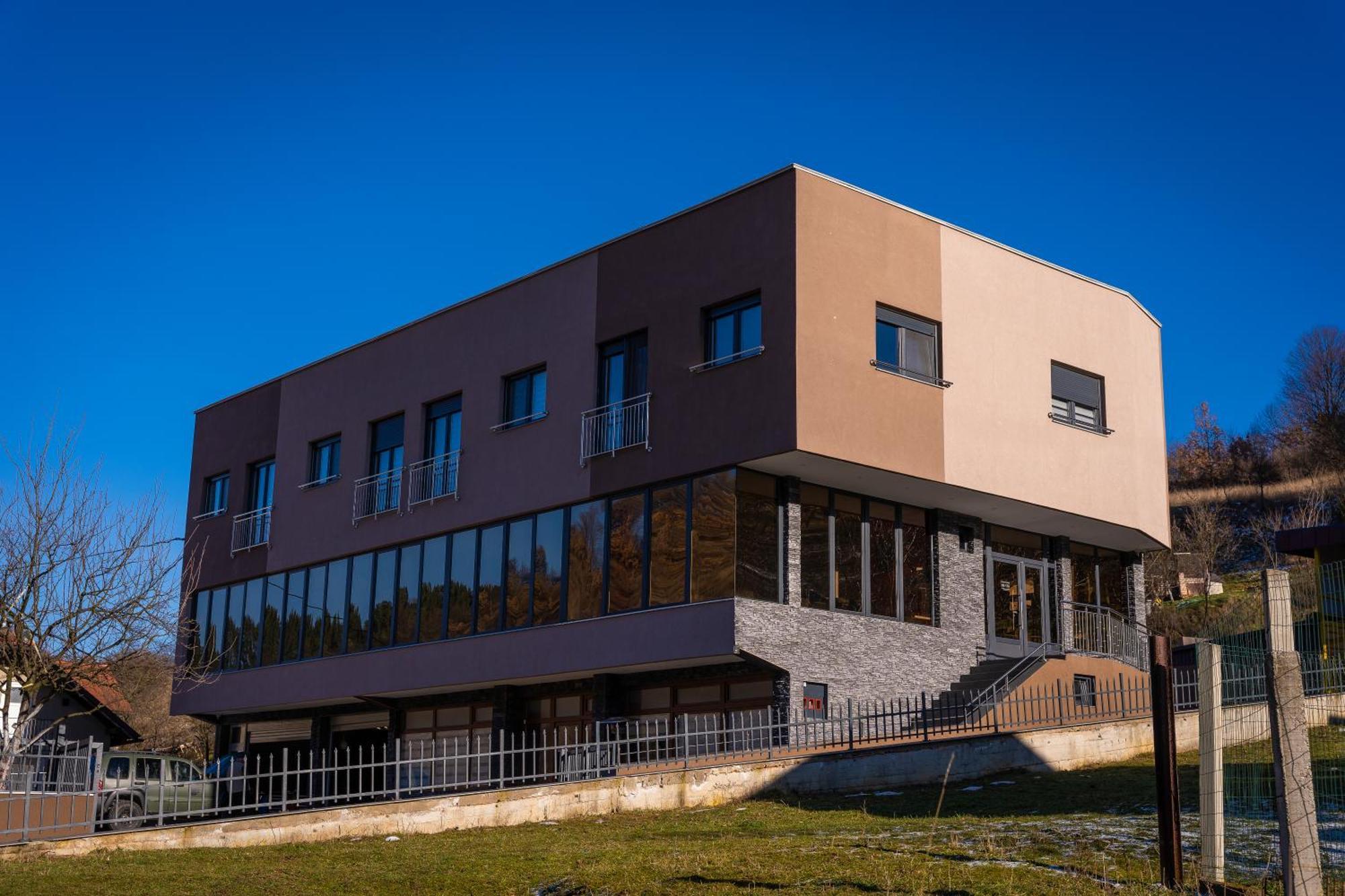 Ema, Asja, Eda Apartments Zenica Zewnętrze zdjęcie